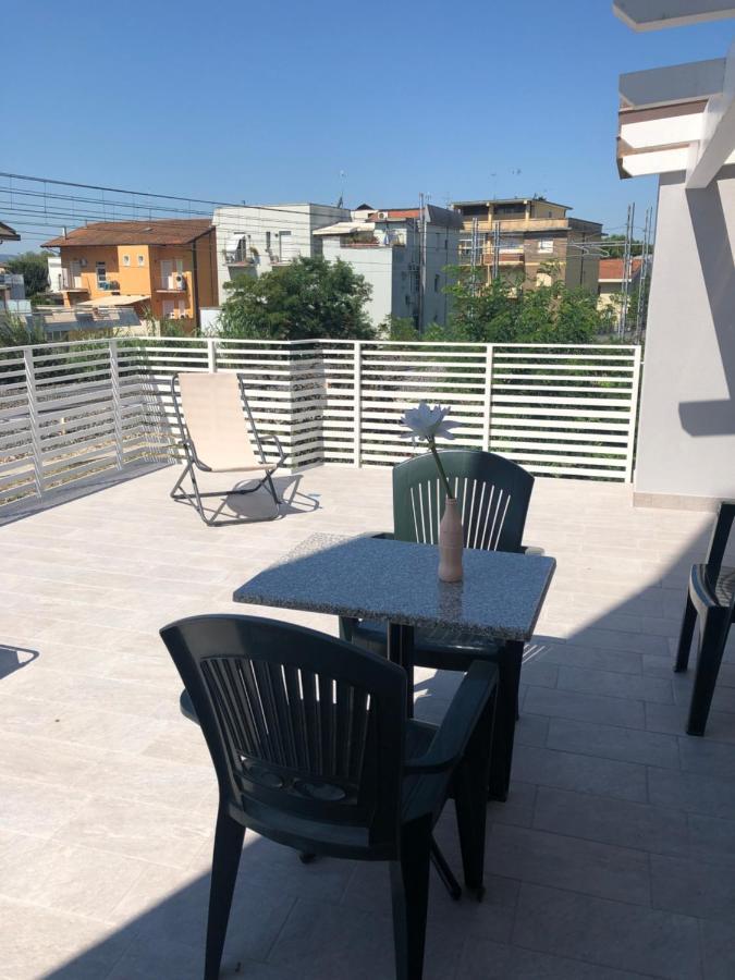 Appartamenti Sunrise Cattolica Exteriör bild